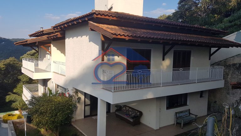 Casa à venda – Alpes da Cantareira (26012)